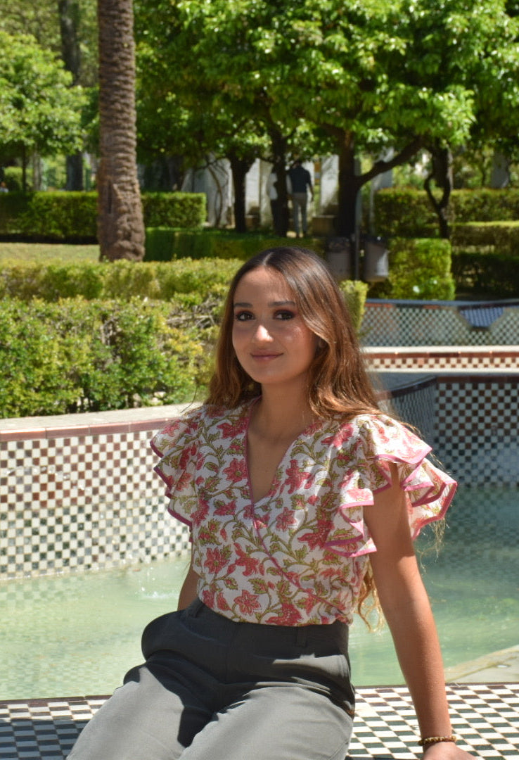 Camisa volante rosa